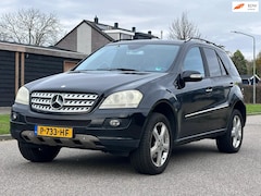 Mercedes-Benz M-klasse - 350 Automaat*Navigatie*Cruise*Stoelverwarming*Pano*Airco*LM velgen*Parkeersensoren