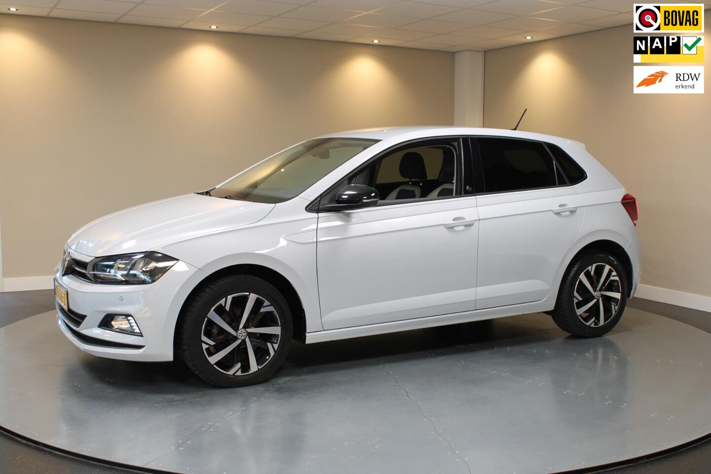 Volkswagen Polo - 1.0 TSI Beats *2de Eigenaar* Carplay|Climate|Adapt.Cruise|NAP - AutoWereld.nl