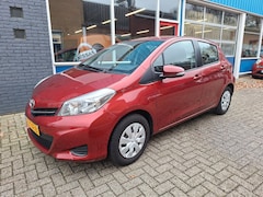 Toyota Yaris - 1.0 VVT-i Aspiration Trekhaak Camera Navigatie RIJKLAAR