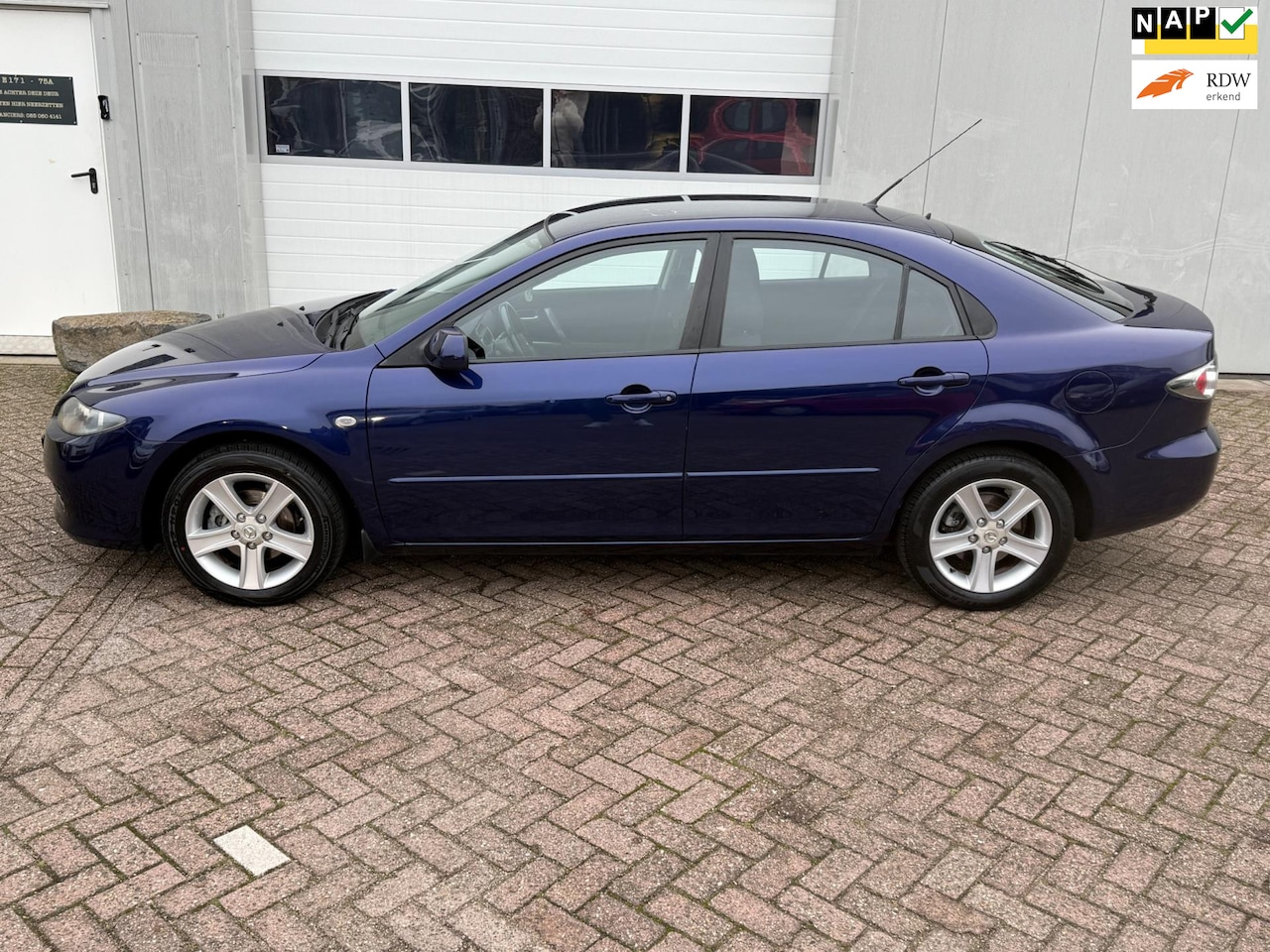 Mazda 6 Sport - 1.8i Touring 1.8i Touring - AutoWereld.nl