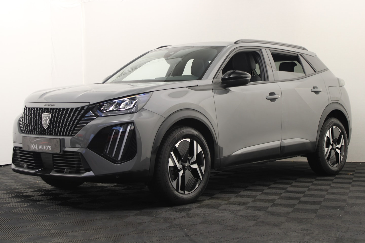 Peugeot 2008 - 1.2 PureTech Allure |Carplay|Cruise| - AutoWereld.nl