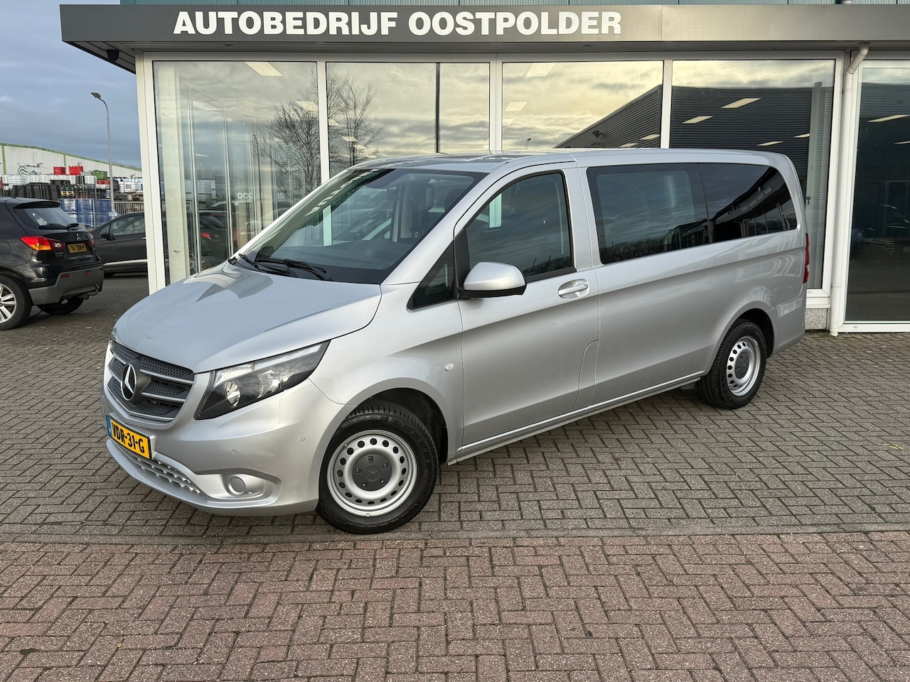 Mercedes-Benz Vito - 111 CDI Lang DC Comfort 111 CDI Lang DC Comfort - AutoWereld.nl