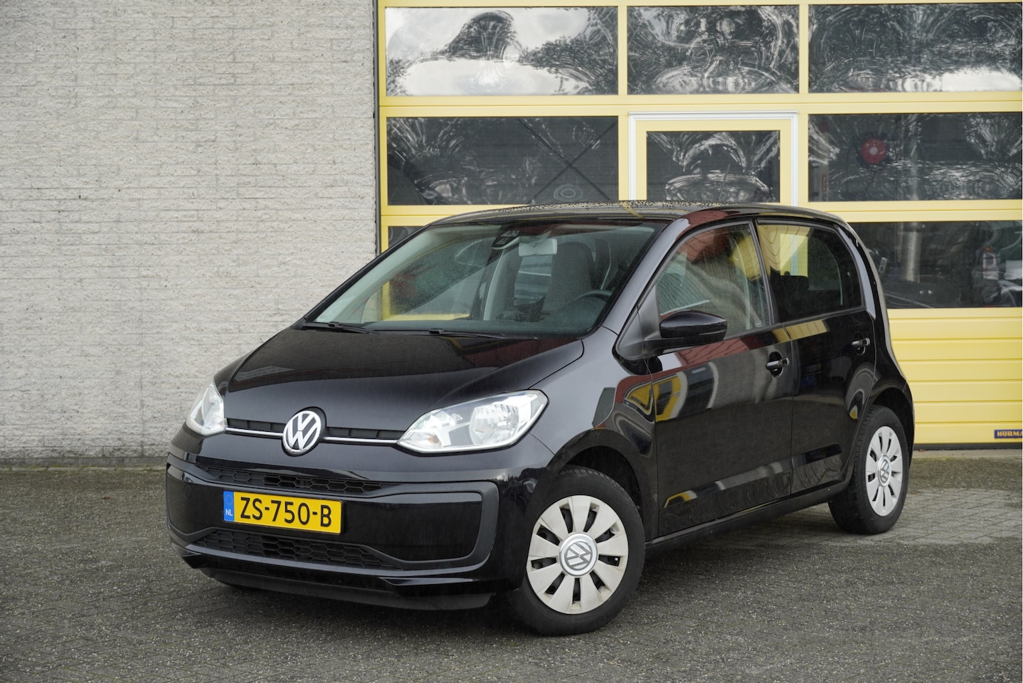 Volkswagen Up! - 1.0 5drs BMT move up! BJ2019 Led | Airco | Audio | Elek-pakket - AutoWereld.nl