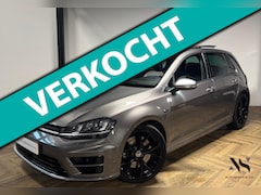 Volkswagen Golf - 2.0 TSI R 4Motion PANO KEYLESS