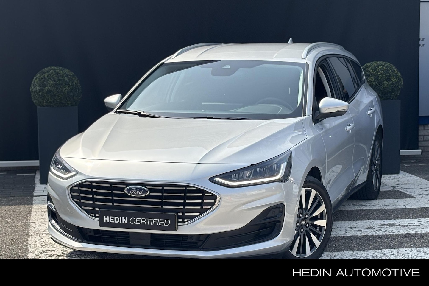 Ford Focus Wagon - 1.0 EcoBoost Hybrid Titanium X | Winterpack | AGR Stoel | Digital Dashboard | B&O Audio - AutoWereld.nl