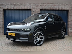 Lynk & Co 01 - 1.5 Plug-In Hybrid | Black Optic / Black Style | Zwarte Hemel | NL-Auto | 360 Camera | Pan