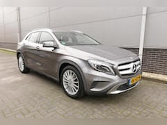 Mercedes-Benz GLA-Klasse - 180 Prestige NAVI, LEER, 96479 KM