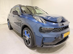 Lynk & Co 01 - 1.5 Plug-in Hybrid Pano/Apple