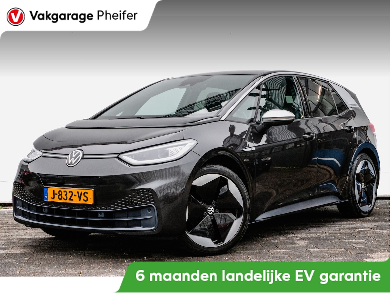 Volkswagen ID.3 - First Max 58 kWh Panoramadak/ Stoelmassage/ IQ Led/ Stoel-stuurverwarming/ 20" Lmv/ Camera - AutoWereld.nl