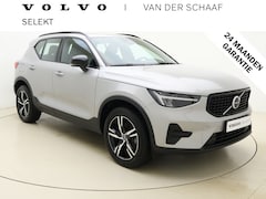 Volvo XC40 - B4 211pk Plus Dark / Harman&Kardon / El. Trekhaak / El. Stoelen / Stoel + Stuurw. Verwarmi