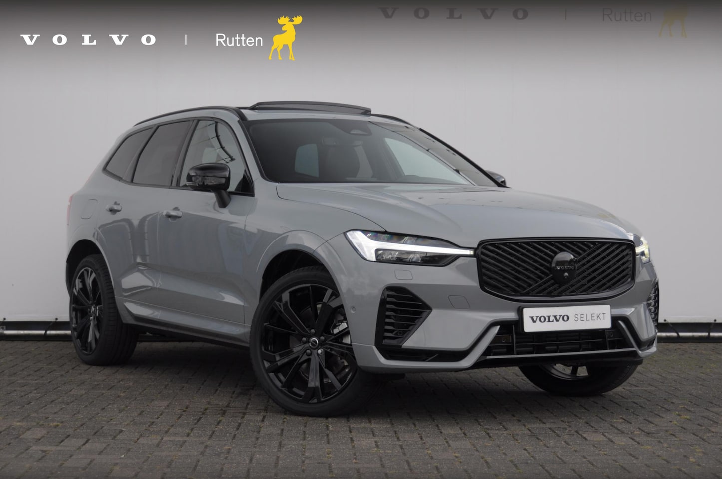 Volvo XC60 - T6 350PK Facelift AWD Plus Black Edition Apple Carplay / Adaptive cruise control / Panoram - AutoWereld.nl
