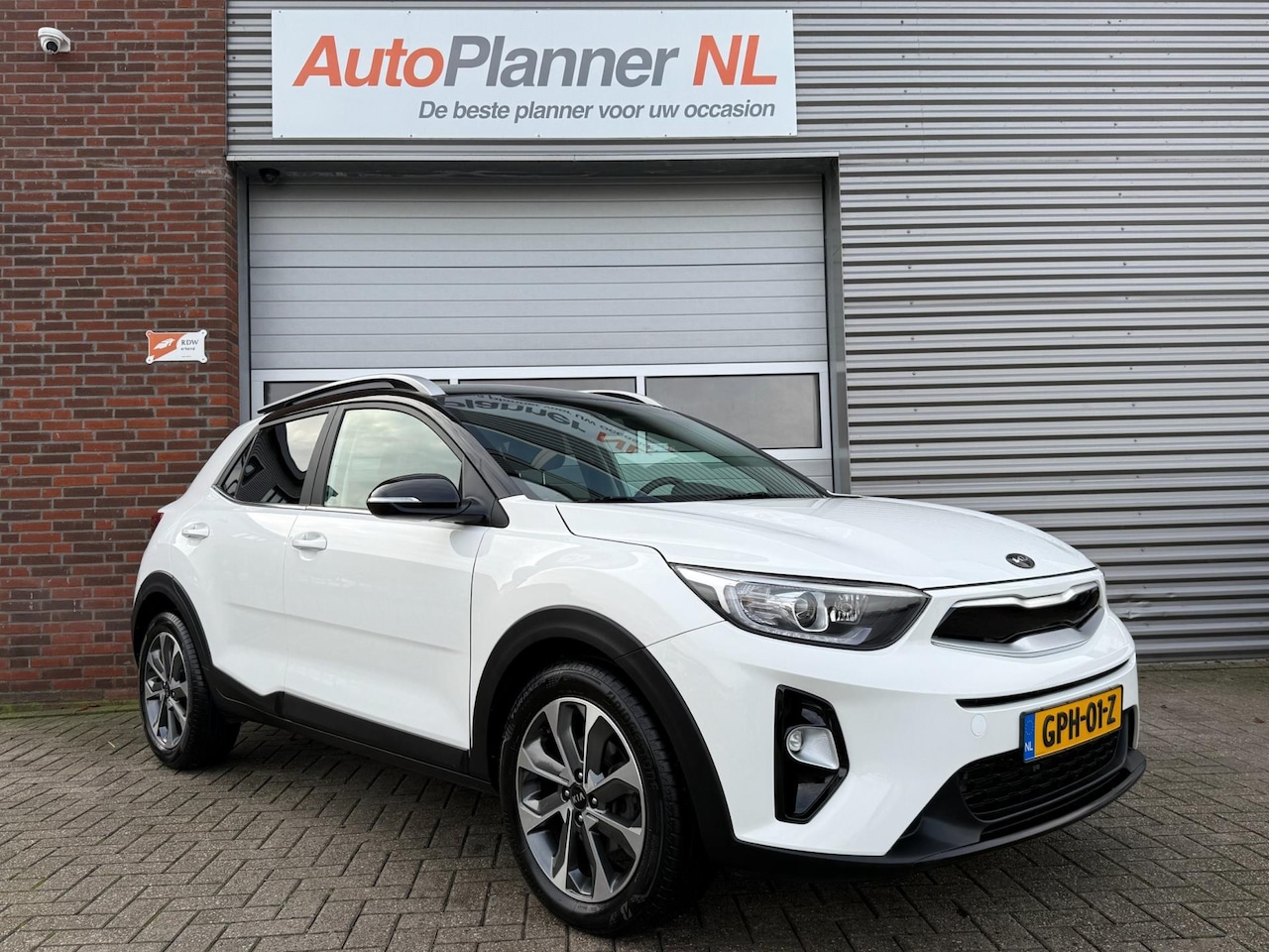 Kia Stonic - 1.0 T-GDi ExecutiveLine! Camera! Cruise! Navi! - AutoWereld.nl