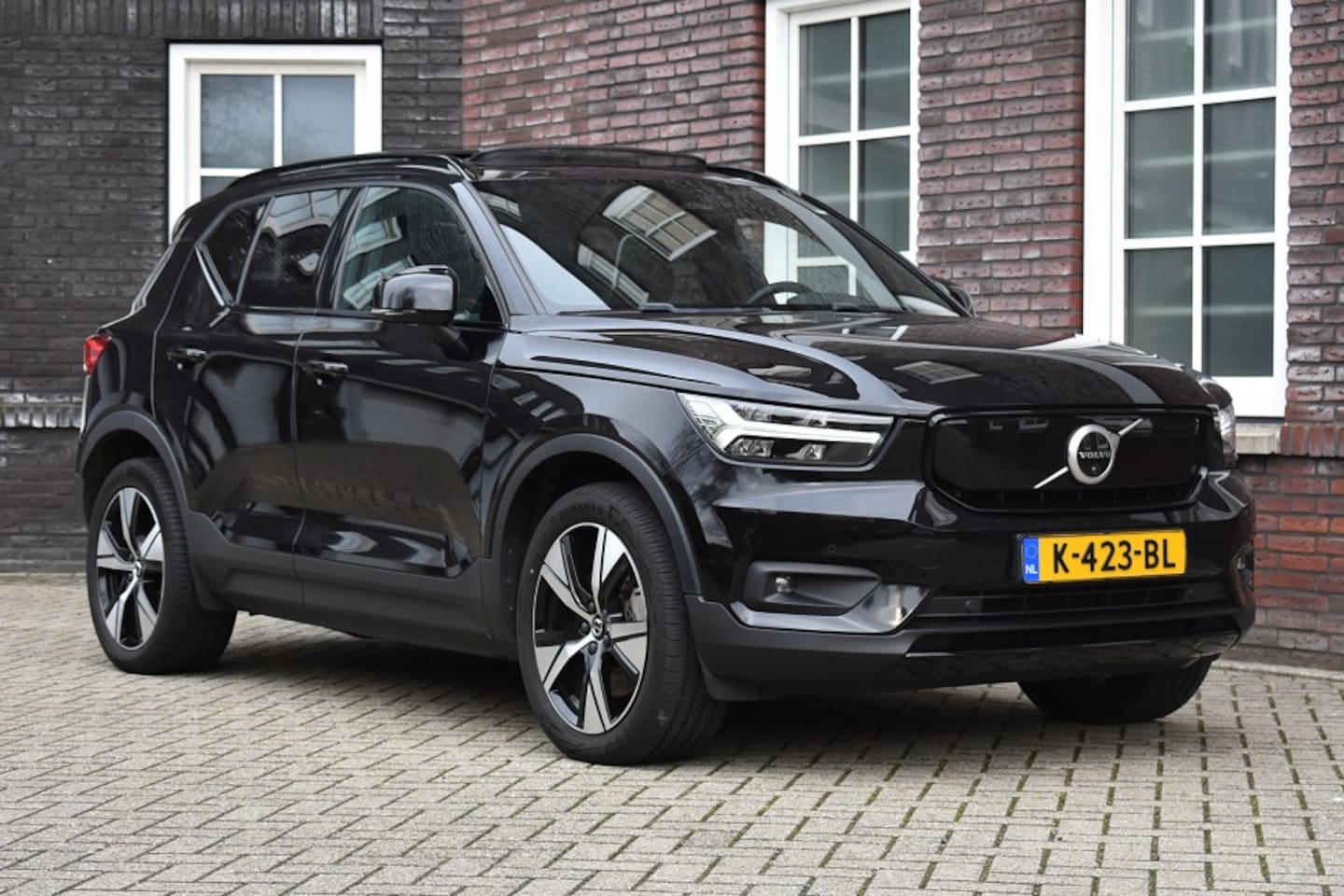 Volvo XC40 - Recharge P8 AWD R-Design - Pano - Harman Kardon - AutoWereld.nl