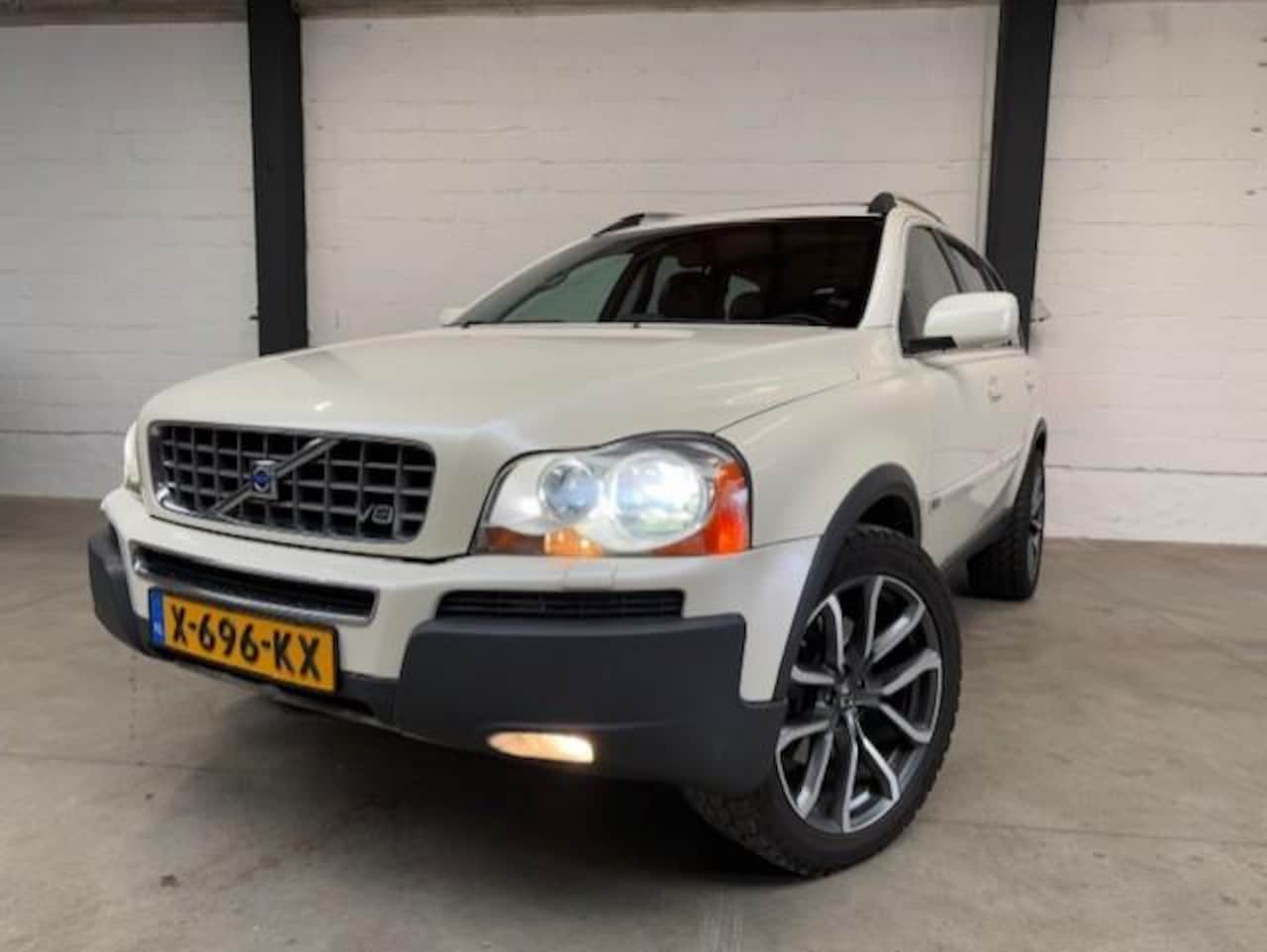 Volvo XC90 - 4.4 V8 |Inc.BTW| |7 Persoons| |Trekhaak| |Youngtimer| - AutoWereld.nl