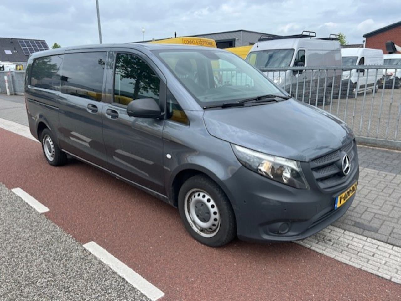 Mercedes-Benz Vito - 111 CDI Extra Lang DC 5P AIRCO KLIMA EURO6 - AutoWereld.nl