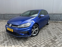 Volkswagen Golf - 1.5 TSi R-Line Automaat Virtual Cockpit