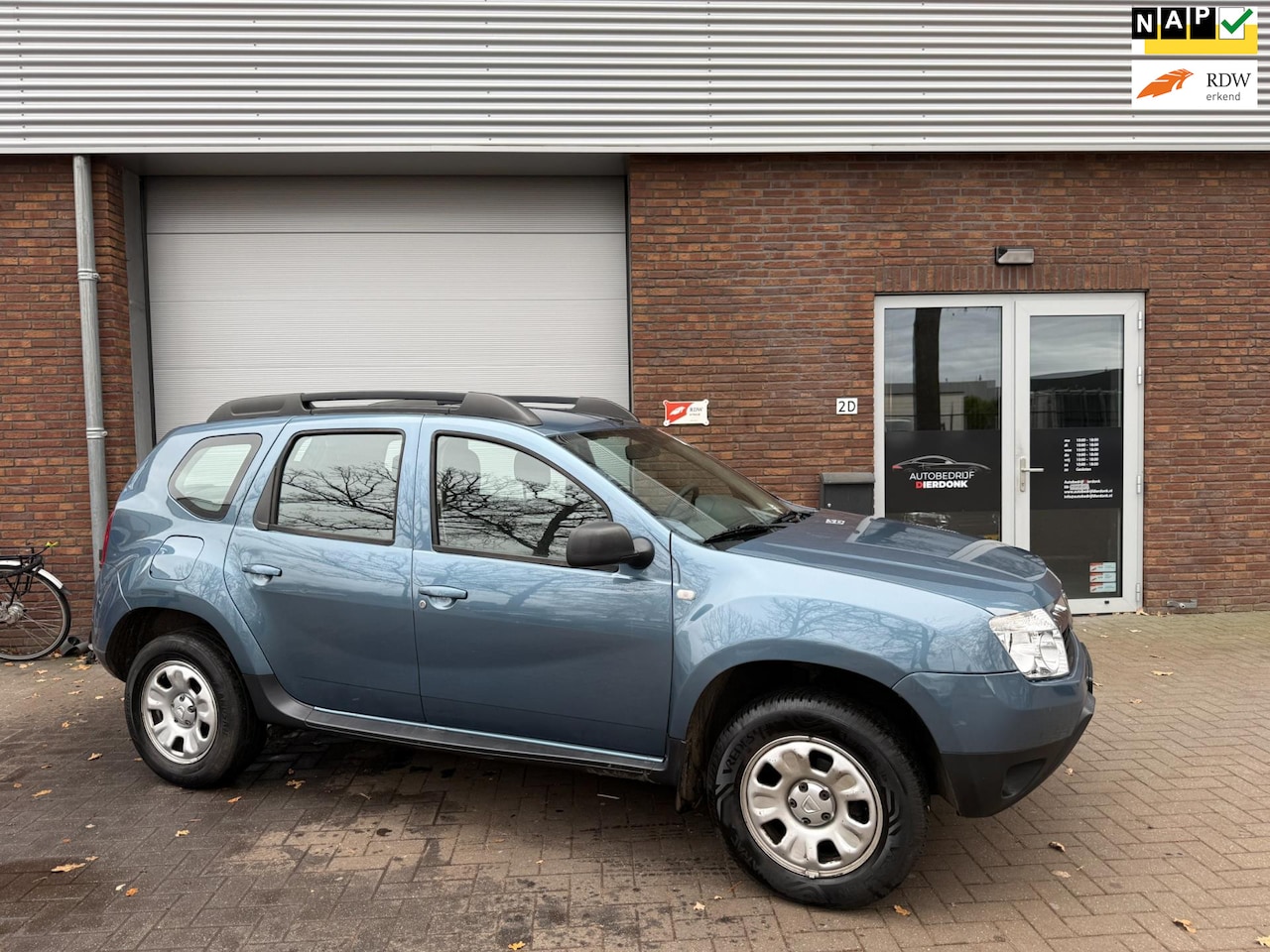 Dacia Duster - 1.6 Lauréate 2wd|AIRCO|NIEUWE APK|LEUKE AUTO - AutoWereld.nl