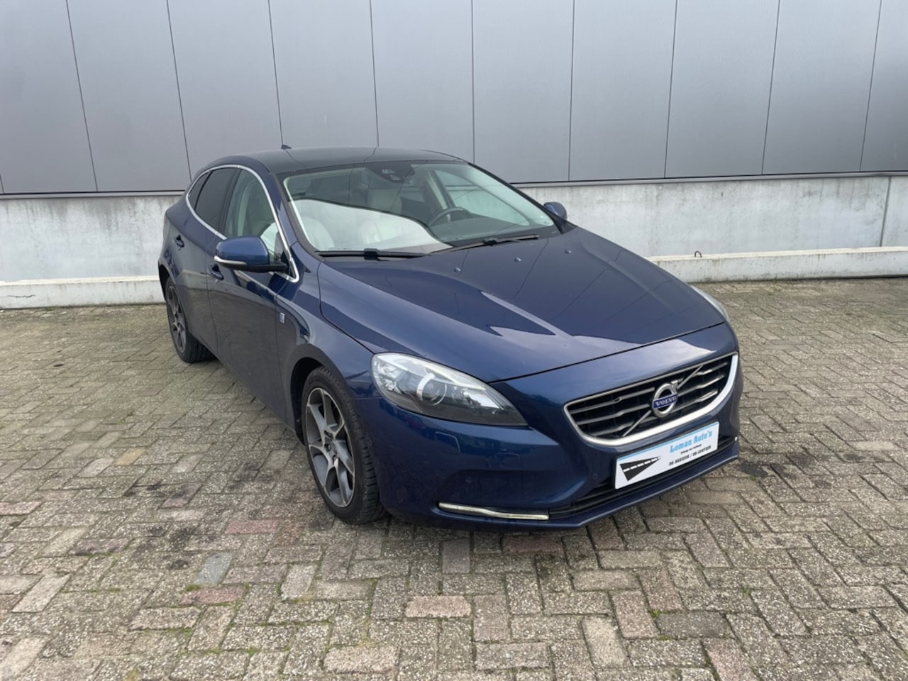 Volvo V40 - 2.0 D4 Ocean Race Business 2.0 D4 Ocean Race Business - AutoWereld.nl