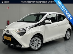 Toyota Aygo - 1.0 VVT-i x-play NL Auto, slechts 72000km, Apple Carplay Android auto, btw auto