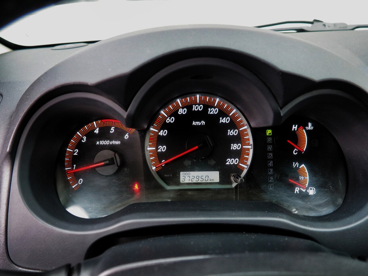 Toyota HiLux - 3.0 D-4D-F 4WD GRIJS KENT. CLIMA CRUISE NAVI TREKH.