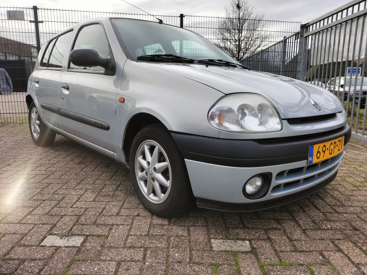 Renault Clio - 1.4-16V RN 1.4-16V RN - AutoWereld.nl