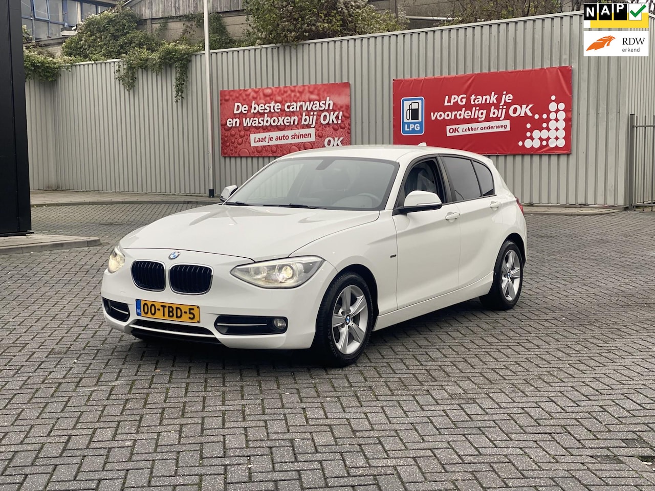 BMW 1-serie - 116i Business 116i Business - AutoWereld.nl