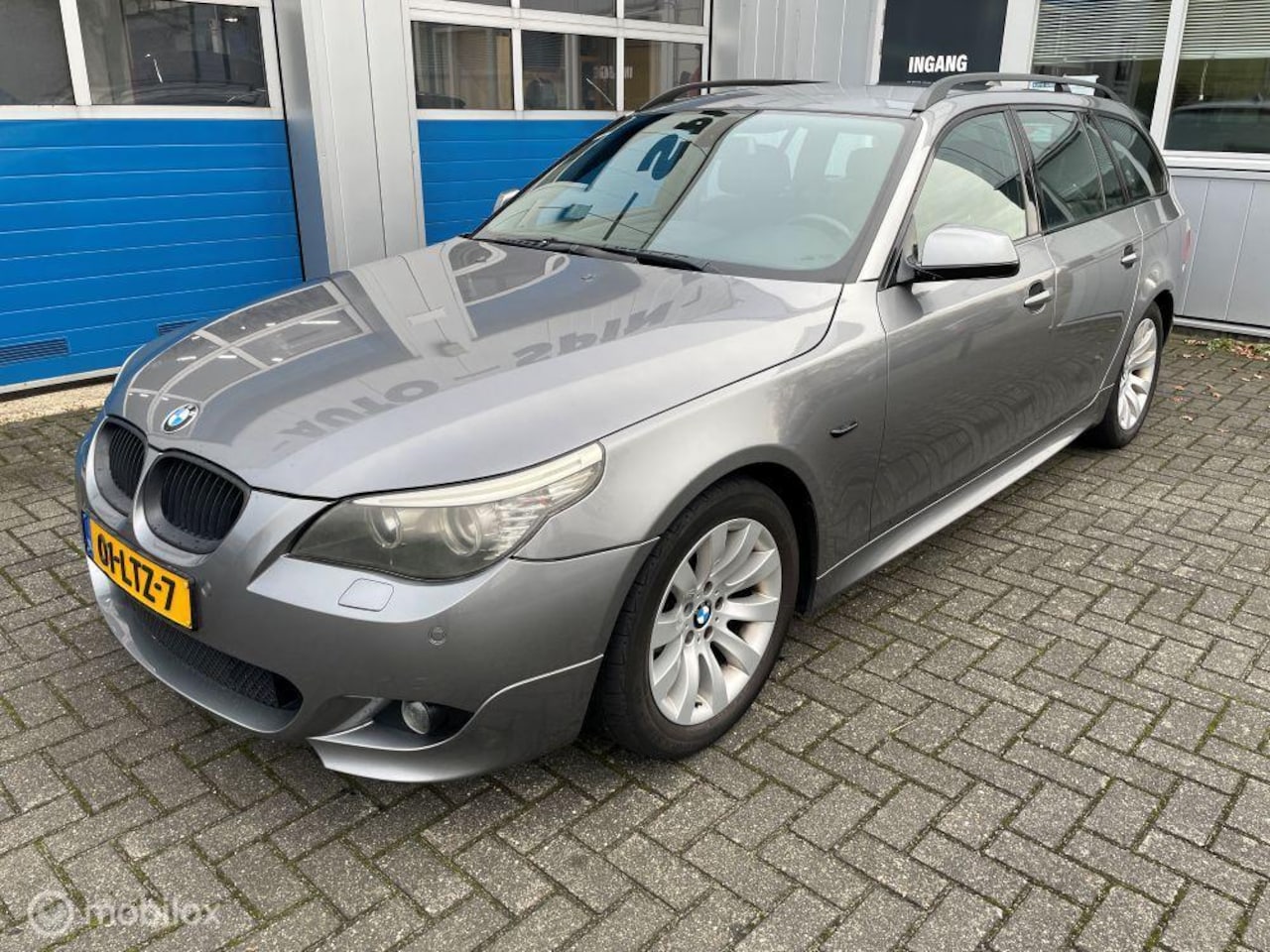 BMW 5-serie Touring - 520i Aut. Leer Navi Xenon 17'' M Sport - AutoWereld.nl