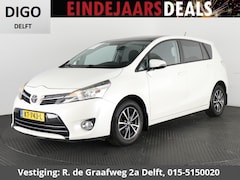 Toyota Verso - 1.8 VVT-i Aspiration 7p. | 7-persoons | Trekhaak | Panoramadak | Stoelverwarming | Camera