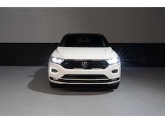 Volkswagen T-Roc - 1.5 TSI R Line Pano Carplay