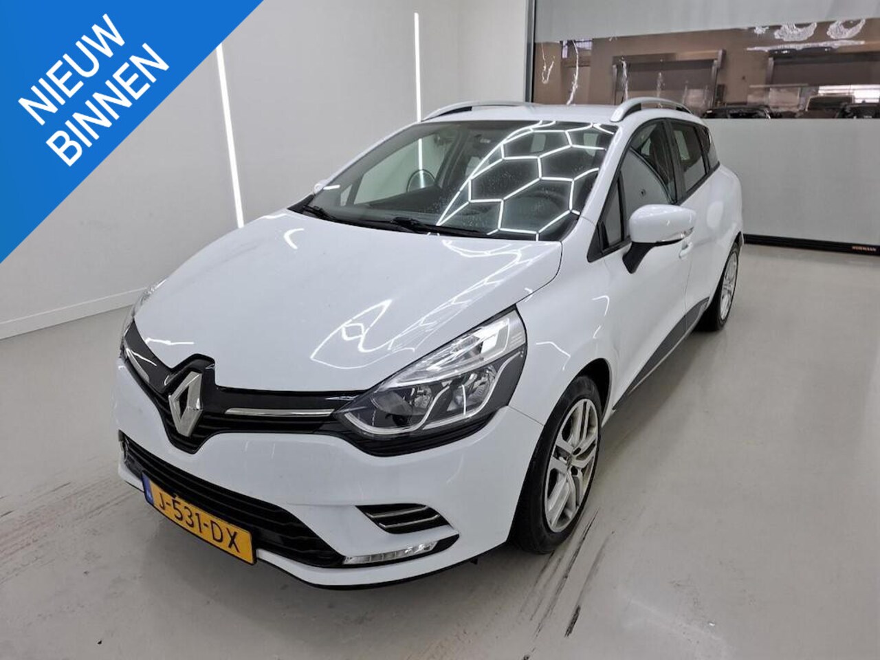 Renault Clio Estate - 0.9 TCe ZEN I APPLE CARPLAY I AIRCONDITIONING I CRUISE CONTROL I NAVIGATIE - AutoWereld.nl