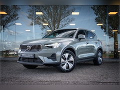 Volvo XC40 - T4 Recharge Core Bright * Camera * Stuurverwarming