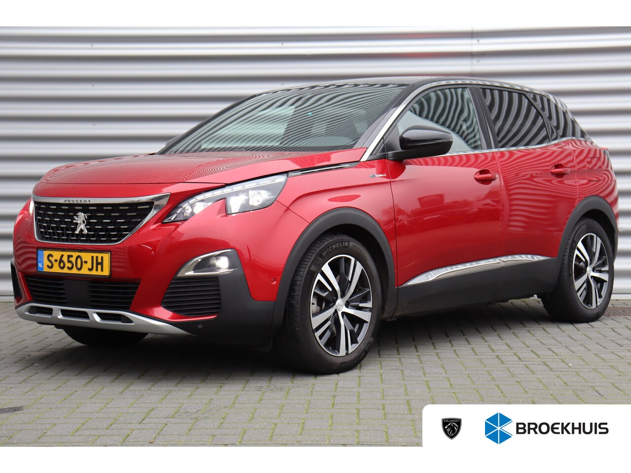 Peugeot 3008 - 1.6 HYBRID4 300PK GT PACK AUTOMAAT / NAVI / CLIMA / FULL-LED / PDC / 18" LMV / CAMERA / KE - AutoWereld.nl