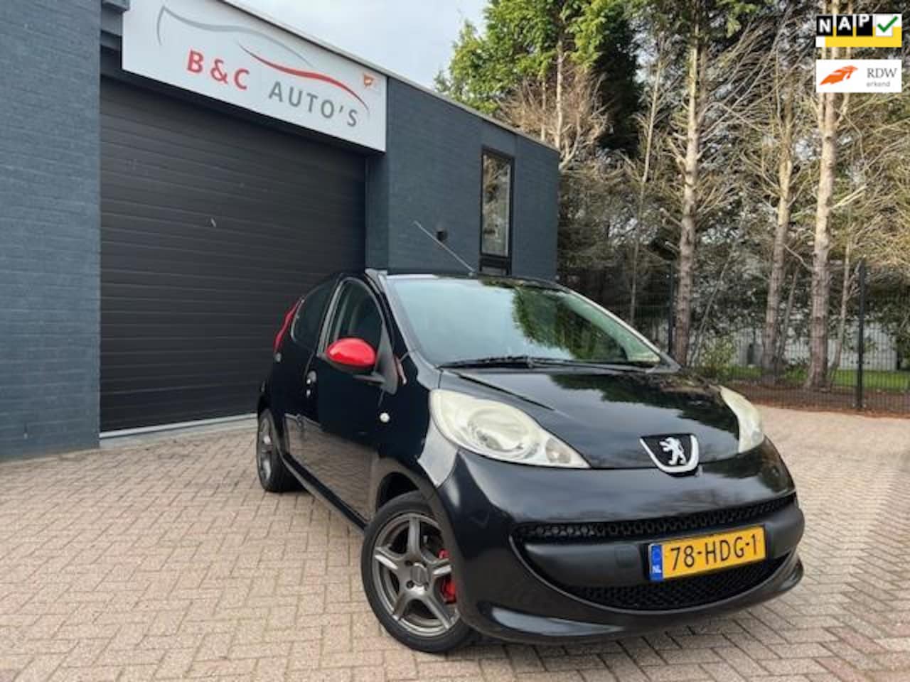 Peugeot 107 - 1.0-12V XR 5-deurs / APK 26-11-2026 - AutoWereld.nl