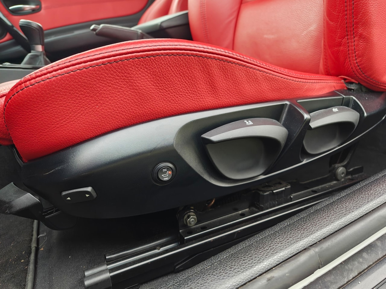 BMW 1-serie - 116i Business Line Style LEDER BEKLEDING - GOED ONDERHOUDEN - - AutoWereld.nl