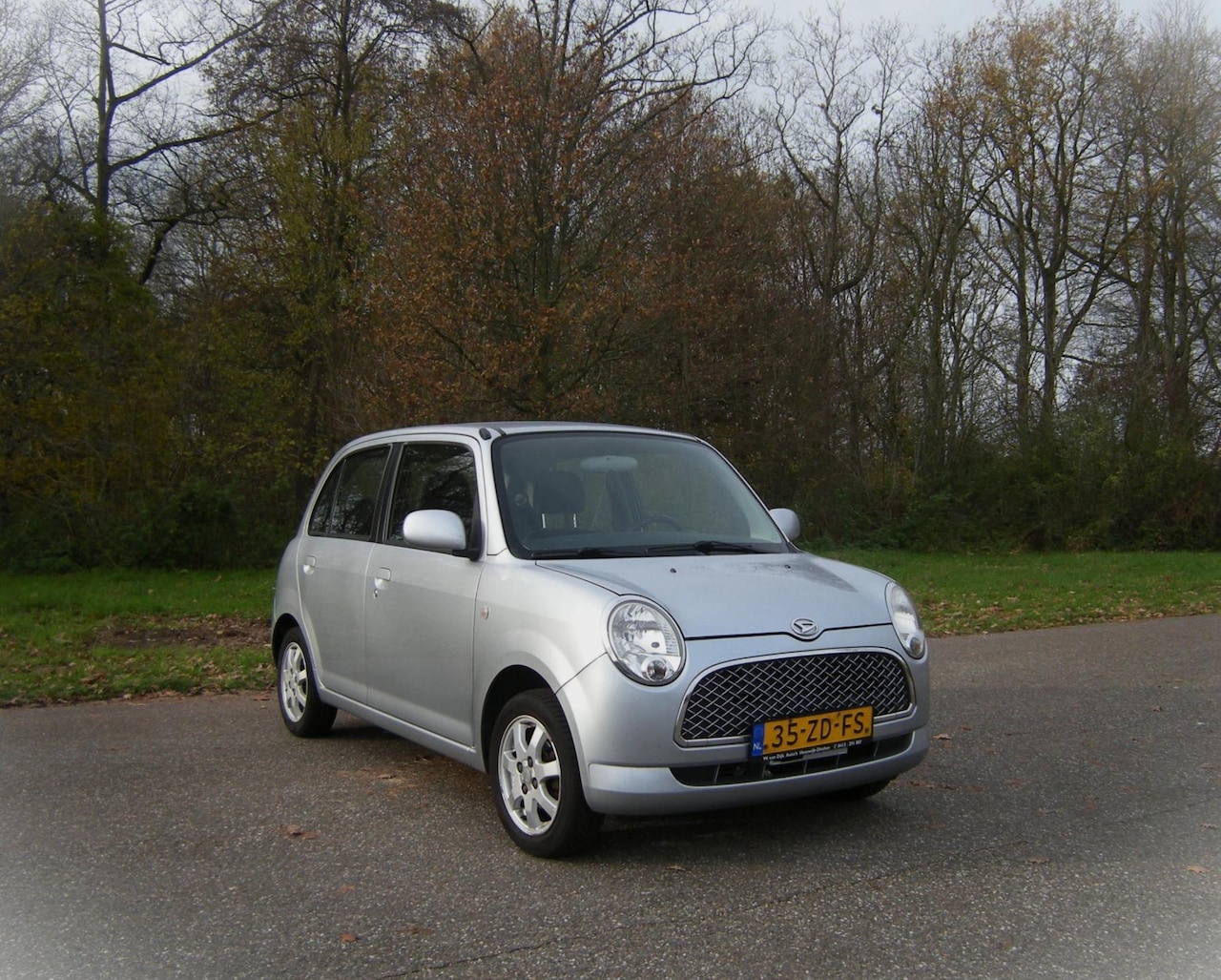 Daihatsu Trevis - 1.0 5 Deurs AUTOMAAT . apk 2027 . elec ramen . enz - AutoWereld.nl