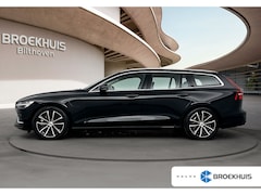 Volvo V60 - 2.0 T6 Plug-in hybrid AWD Essential Bright | Trekhaak | Leder | Climate pack Stoel + stuur