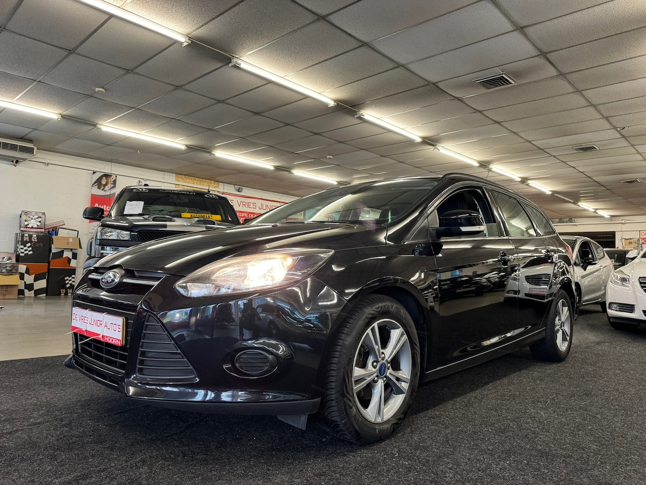 Ford Focus Wagon - 1.0 EcoBoost Edition. Distributie vervangen, isofix, Cruise control, BT en veel meer! - AutoWereld.nl