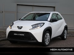 Toyota Aygo X - 1.0 VVT-i MT Play | 10 jaar Fabrieksgarantie* | Navigatie via App | Camera | Adapt. Cruise