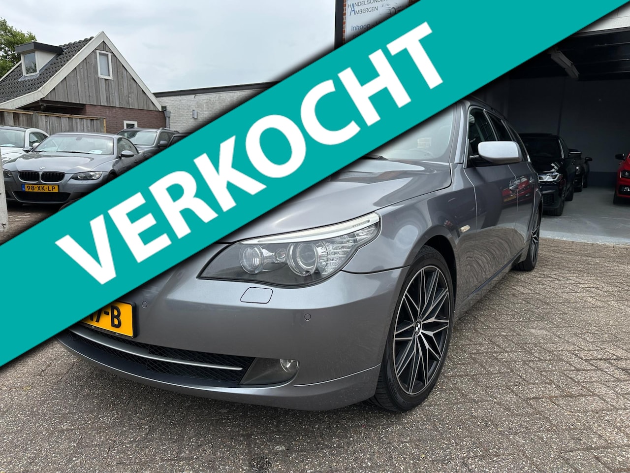 BMW 5-serie Touring - 520d Corporate Lease AUTOMAAT-NAVI-PDC-CRUISE-LEDER - AutoWereld.nl