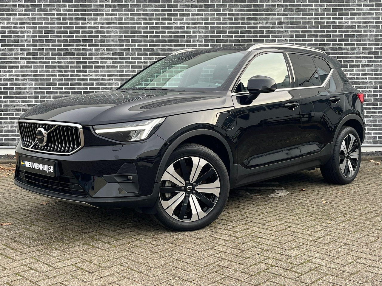 Volvo XC40 - Plug-in hybrid T5 Ultimate Bright | Panoramadak | 360 camera | Adaptive cruise control | H - AutoWereld.nl