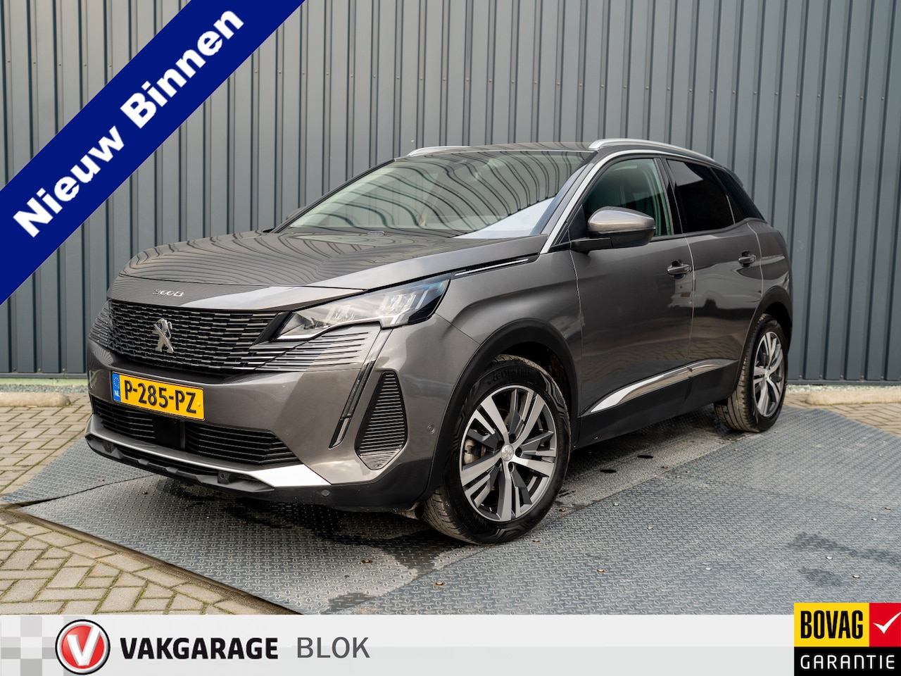 Peugeot 3008 - 1.2 PureTech Allure | Trekhaak | Elk. A-klep | Stoelverw. | Camera | Prijs Rijklaar!! - AutoWereld.nl