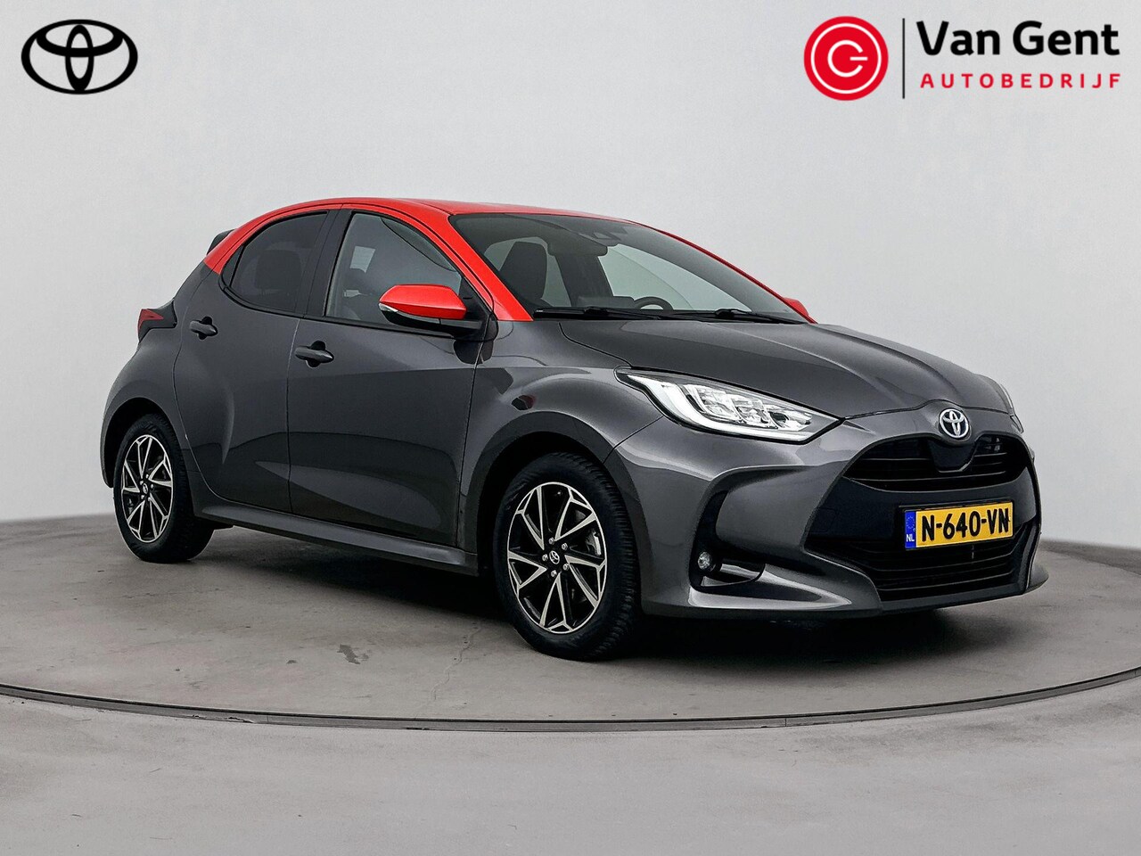 Toyota Yaris - 1.5 Hybrid Tokyo Spirit | Navigatie | Apple Carplay / Android Auto | Keyless | Adaptive Cr - AutoWereld.nl