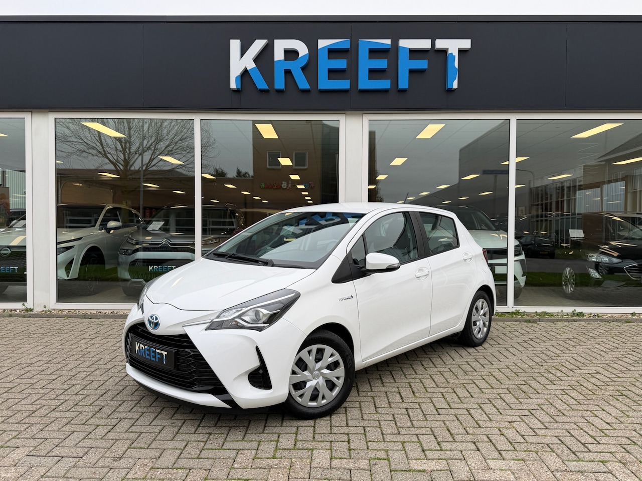 Toyota Yaris - 1.5 Hybrid Comfort Camera | Stoelverwarming - AutoWereld.nl