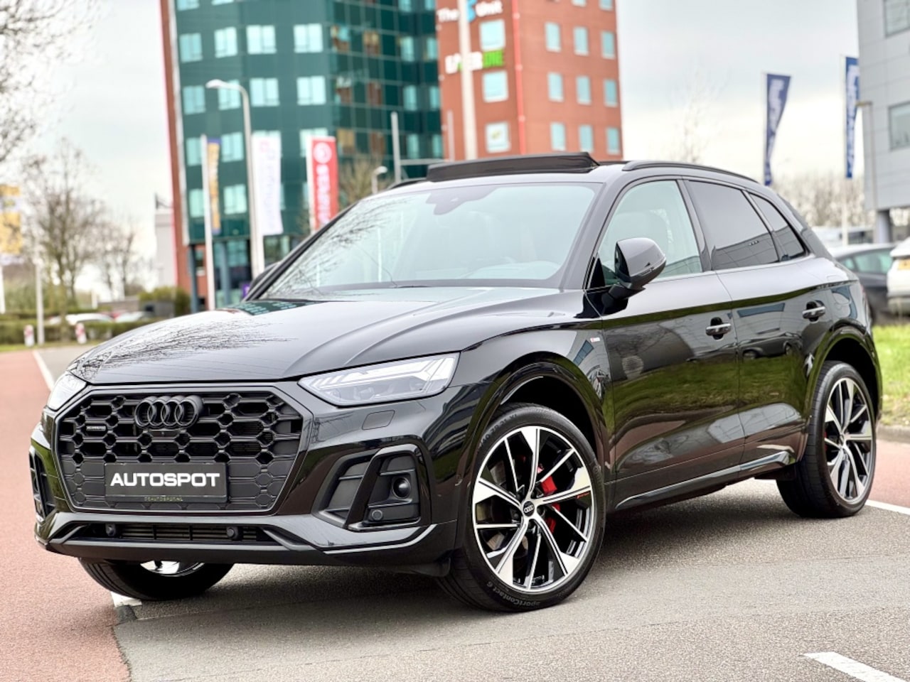 Audi Q5 - 55 TFSI e S-Line Competition Pano HUD Memory Alle Opties - AutoWereld.nl