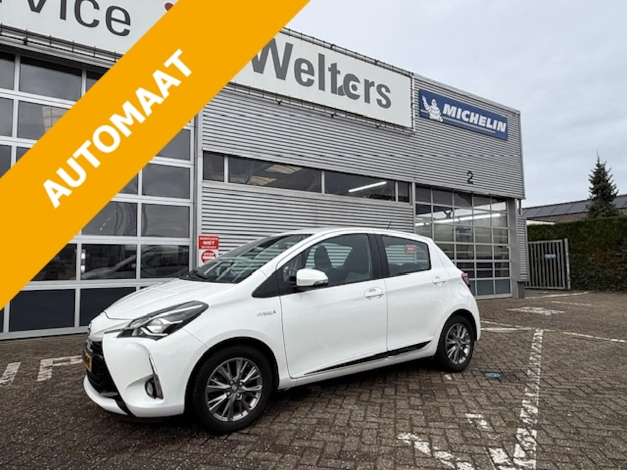 Toyota Yaris - 1.5 Hybrid Automaat/Airco/Camera/49.294km - AutoWereld.nl