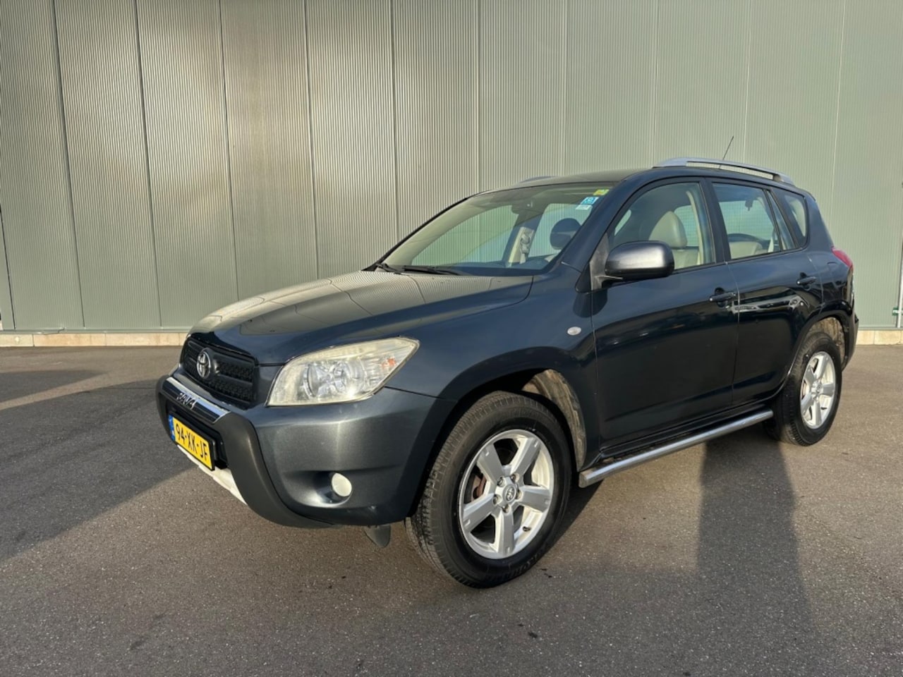 Toyota RAV4 - 2.0 VVTi Executive 4WD | LEDER | TREKHAAK ! - AutoWereld.nl