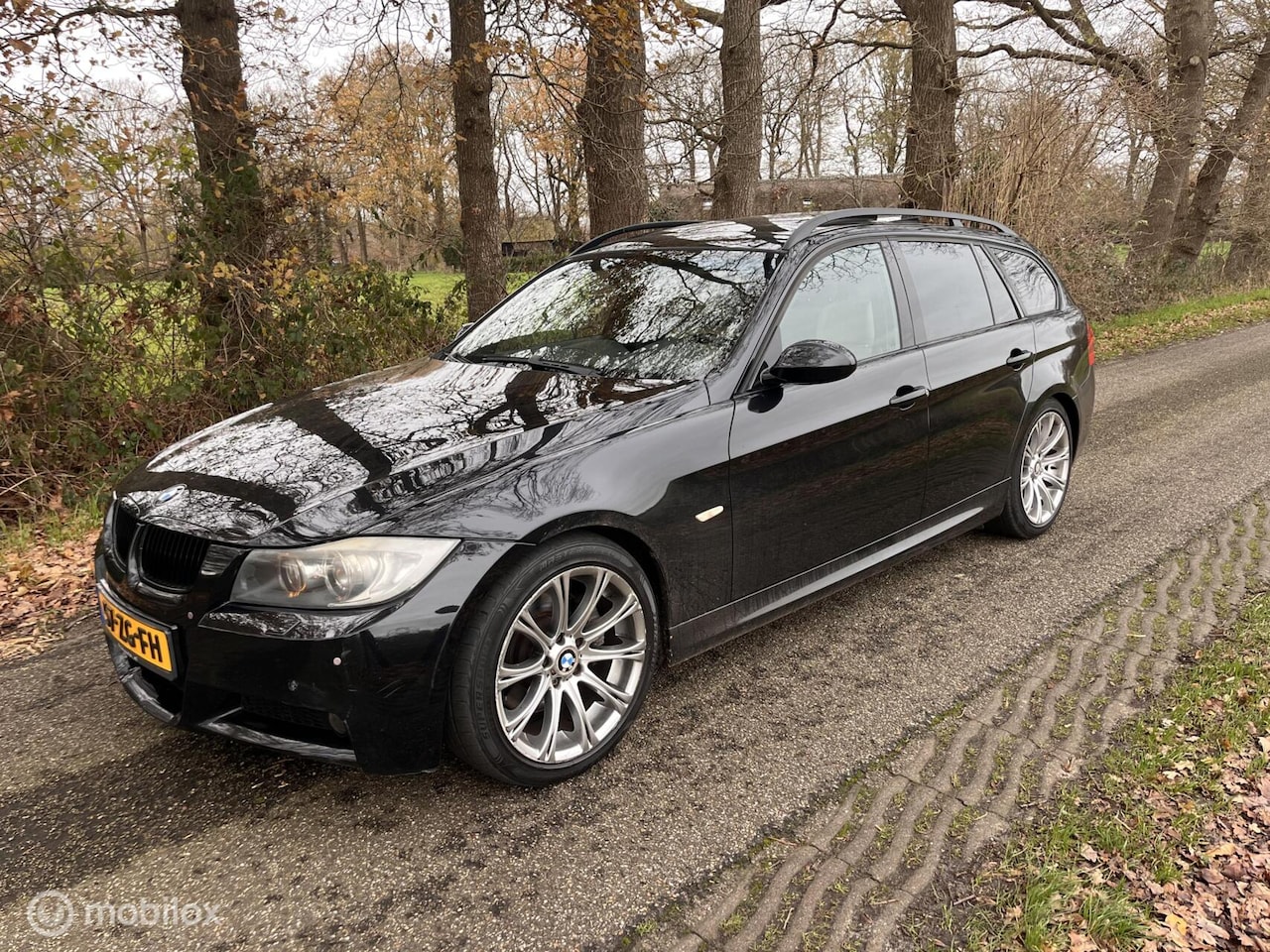 BMW 3-serie Touring - 325d High Executive | M-PAKKET | PANO | - AutoWereld.nl