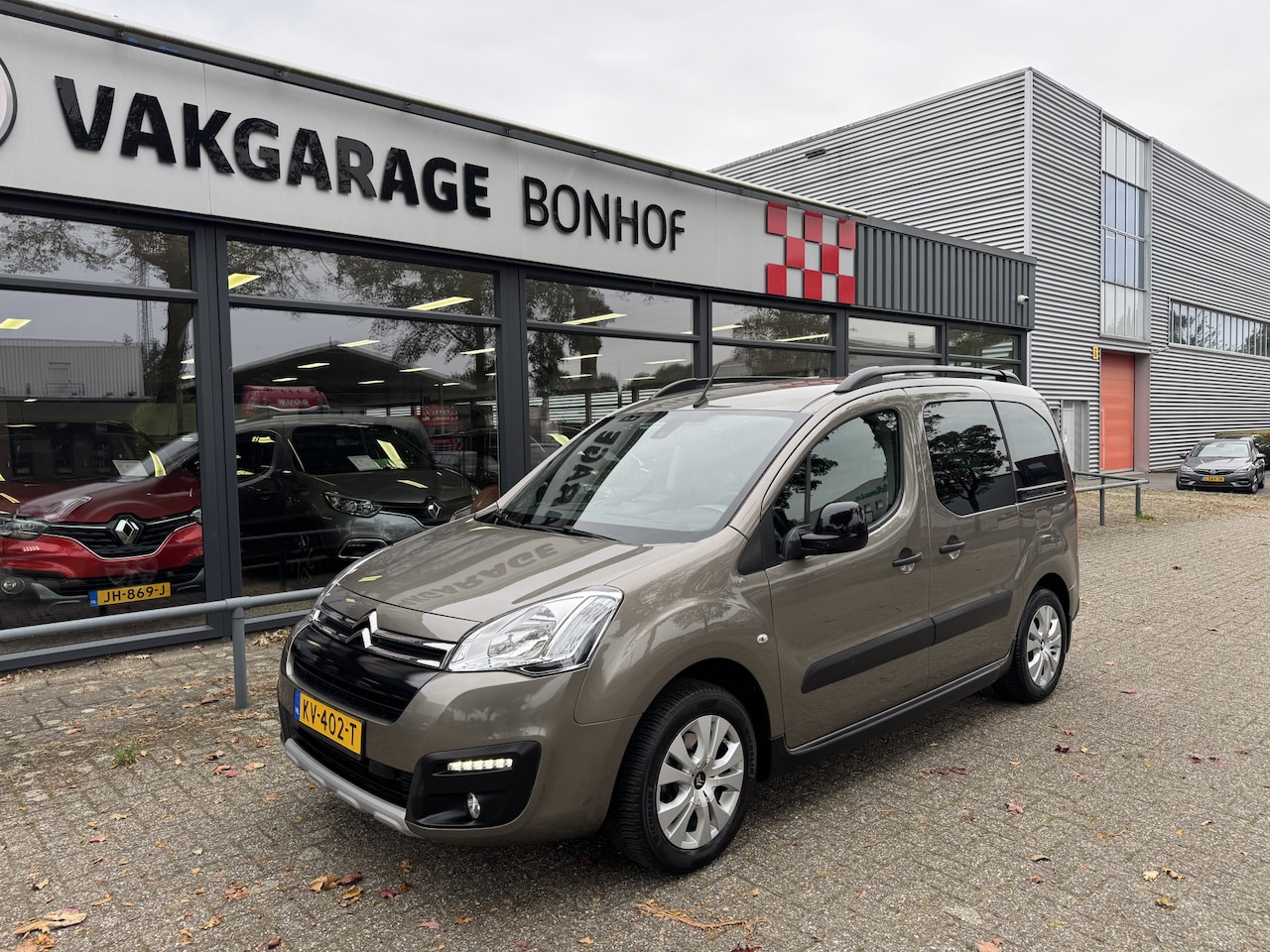 Citroën Berlingo - 1.2 PureTech XTR CLIMA-NAVI-CRUISE-2XSCHUIF - AutoWereld.nl