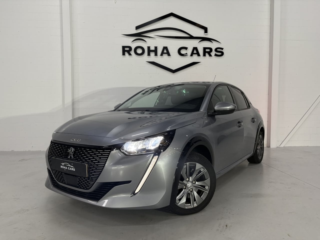 Peugeot e-208 - EV Allure 50 kWh *Dig.Dash*Apple Carplay* - AutoWereld.nl