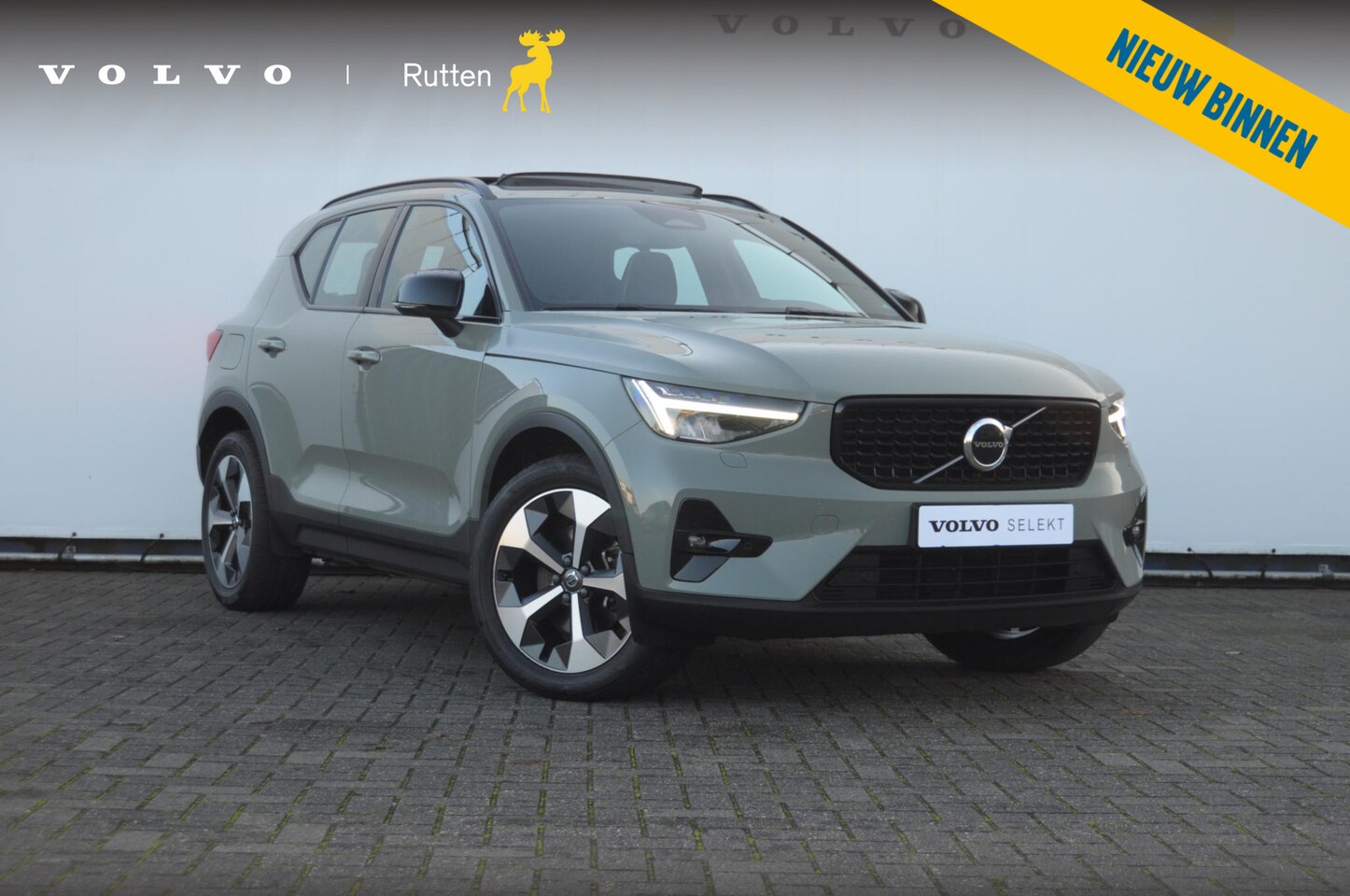 Volvo XC40 - B3 163PK Automaat Ultimate Dark / Panoramadak / Adaptive cruise control / Elektrische stoe - AutoWereld.nl